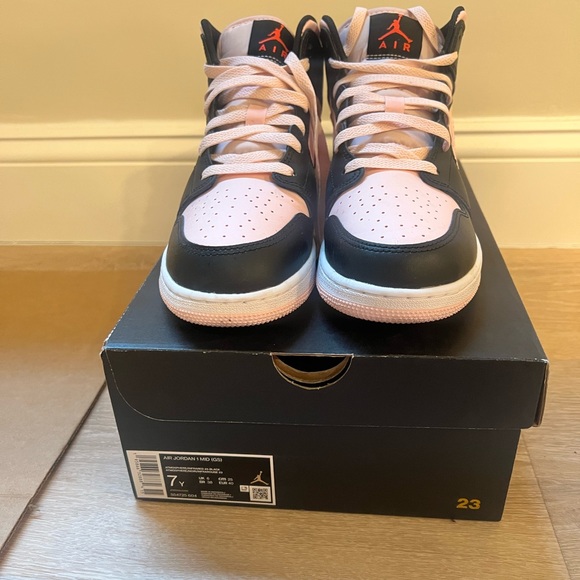 Nike air Jordan sneakers - Picture 5 of 6